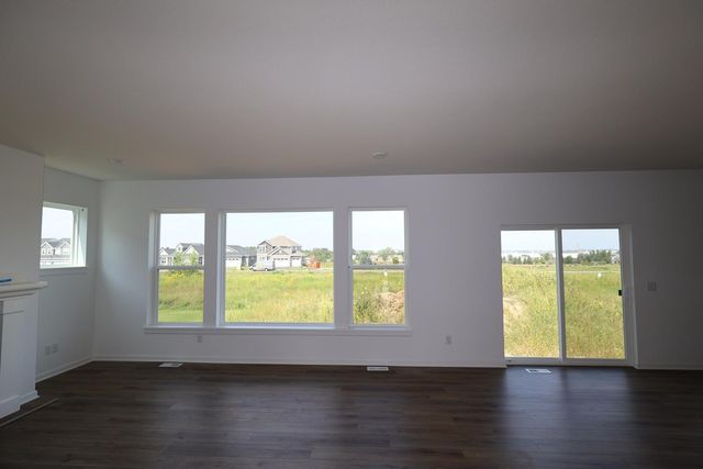 2963 Trinity Drive, Shakopee, MN 55379