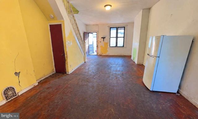 1943 E PACIFIC ST, Philadelphia, PA 19134