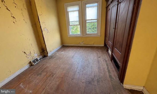 1943 E PACIFIC ST, Philadelphia, PA 19134