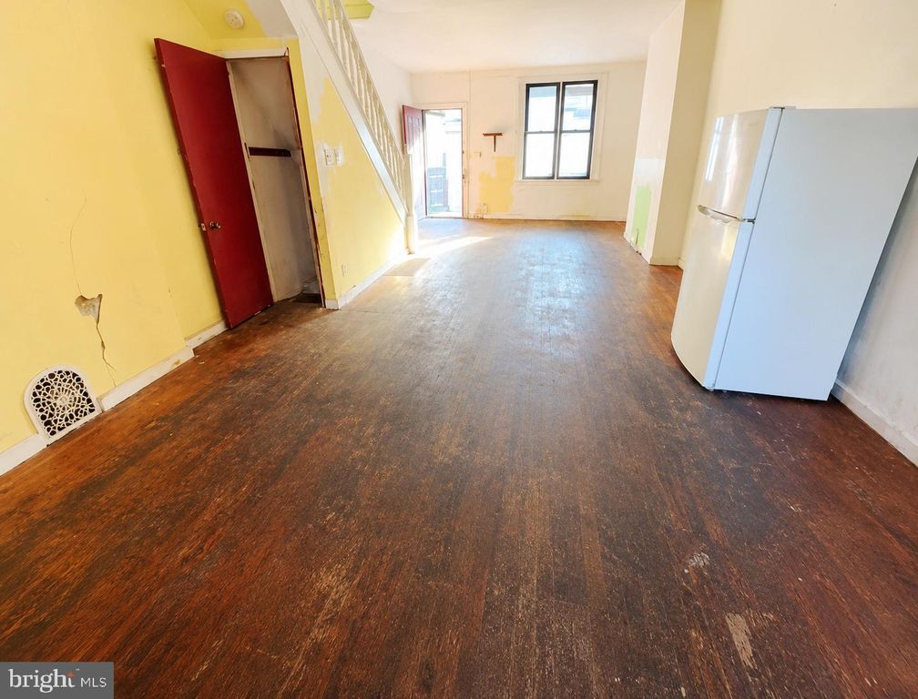 1943 E PACIFIC ST, PHILADELPHIA, PA 19134 — photo 4