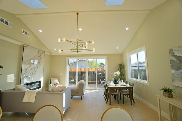 2475 Moraine Drive, Santa Clara, CA 95051