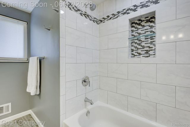 1798 Wilmet Drive, Troy, MI 48085
