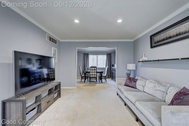 1798 Wilmet Drive, Troy, MI 48085