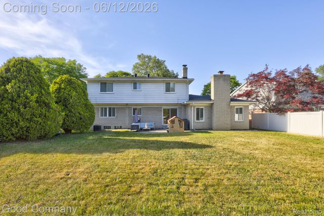 1798 Wilmet Drive, Troy, MI 48085