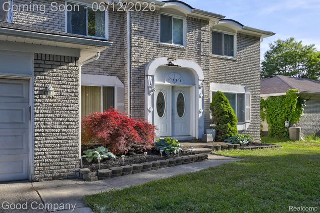 1798 Wilmet Drive, Troy, MI 48085