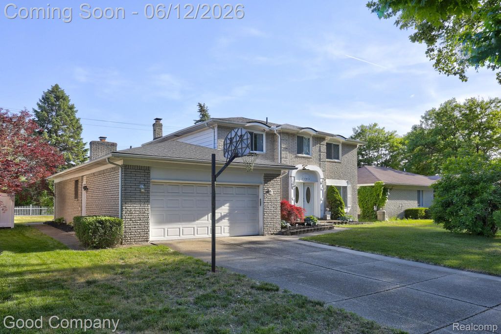1798 Wilmet Drive, Troy, MI 48085