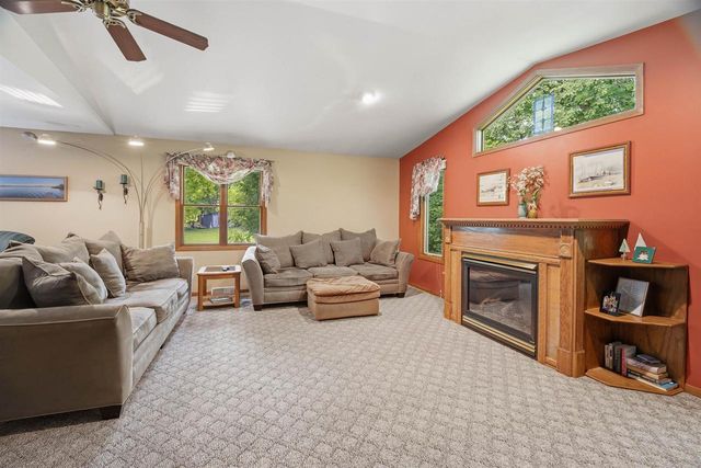 W7719 CHELEN RIDGE DRIVE, Van Dyne, WI 54979