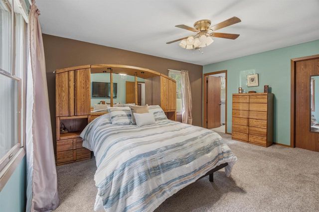 W7719 CHELEN RIDGE DRIVE, Van Dyne, WI 54979