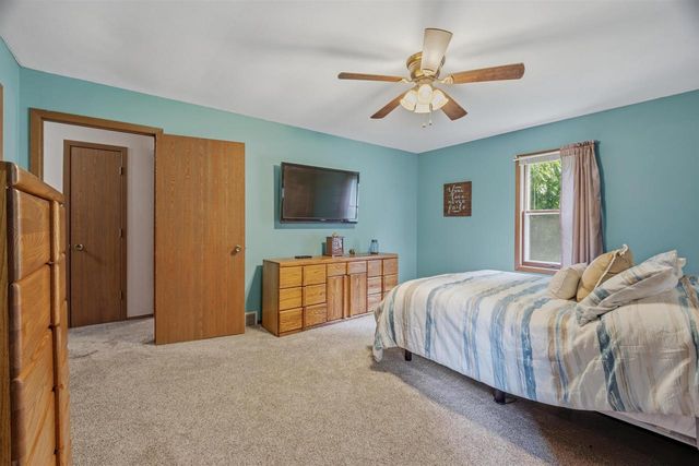 W7719 CHELEN RIDGE DRIVE, Van Dyne, WI 54979