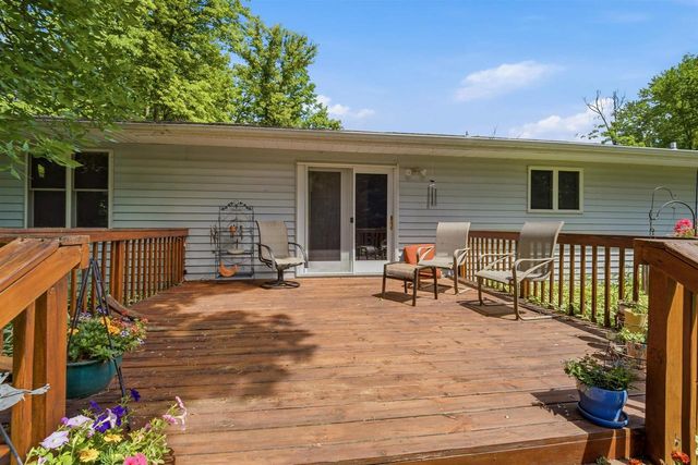 W7719 CHELEN RIDGE DRIVE, Van Dyne, WI 54979