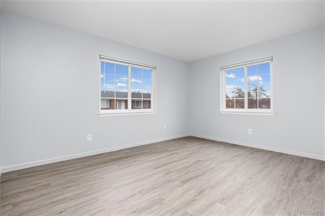 25325 Shiawassee Circle 203, Southfield, MI 48033