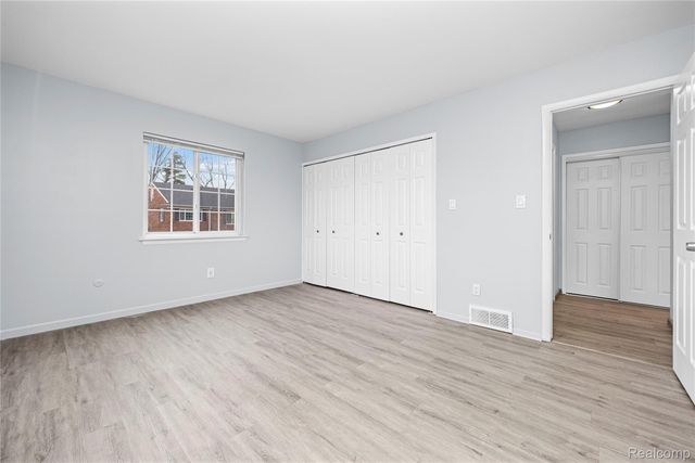25325 Shiawassee Circle 203, Southfield, MI 48033