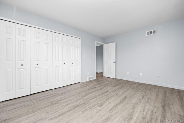 25325 Shiawassee Circle 203, Southfield, MI 48033