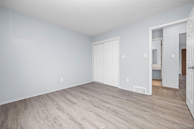 25325 Shiawassee Circle 203, Southfield, MI 48033