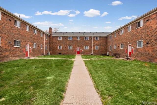 25325 Shiawassee Circle 203, Southfield, MI 48033