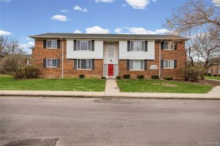 25325 Shiawassee Circle 203, Southfield, MI 48033