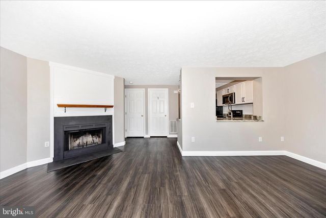 572 HOLLYBERRY WAY, Frederick, MD 21703