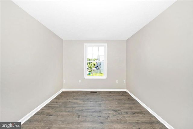 572 HOLLYBERRY WAY, Frederick, MD 21703