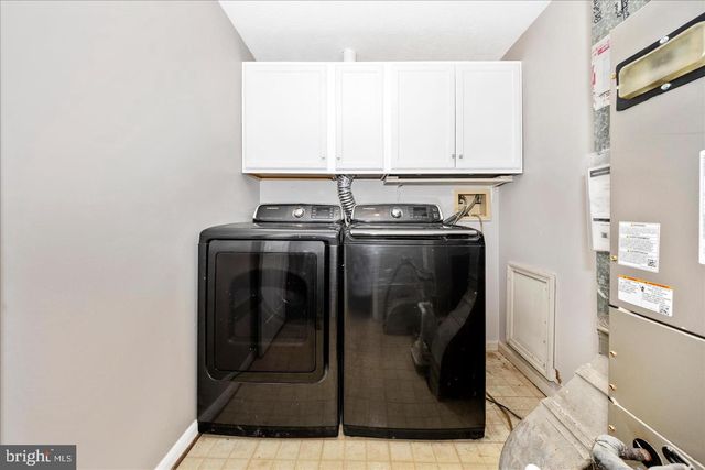 572 HOLLYBERRY WAY, Frederick, MD 21703