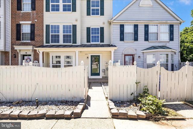 572 HOLLYBERRY WAY, Frederick, MD 21703