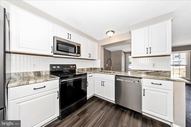 572 HOLLYBERRY WAY, Frederick, MD 21703