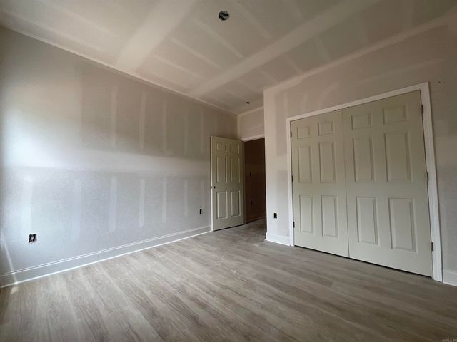 406 & 408 England Street, Lonoke, AR 72086