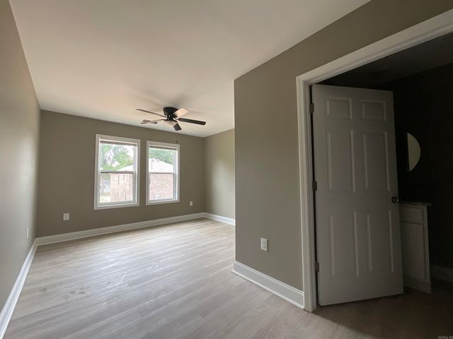 406 & 408 England Street, Lonoke, AR 72086