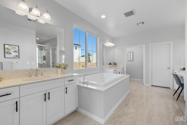 5804 Levanto Street, Bakersfield, CA 93306