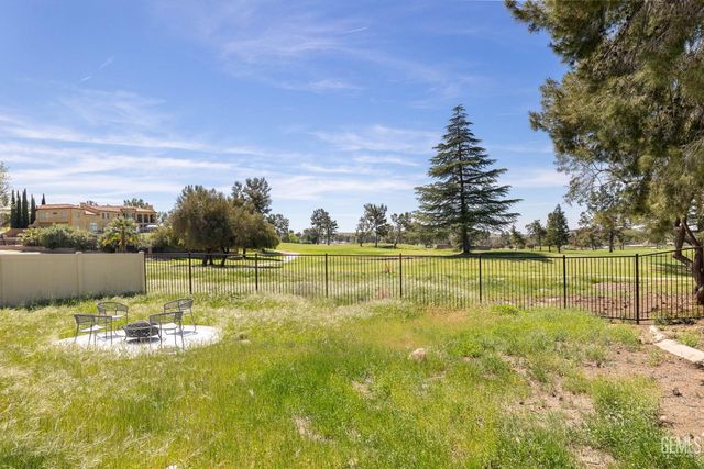 5804 Levanto Street, Bakersfield, CA 93306