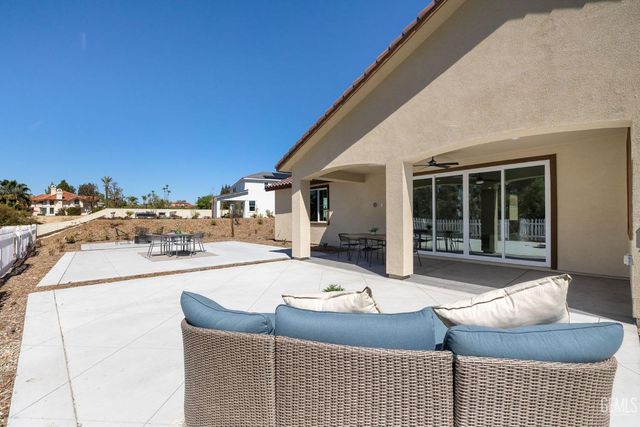 5804 Levanto Street, Bakersfield, CA 93306