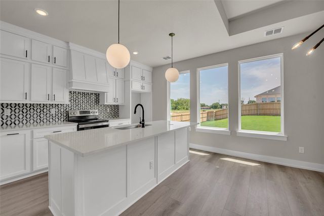 313 Boots Court, Lorena, TX 76655