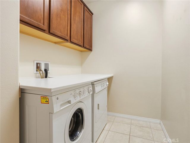 28457 Herrera Street, Valencia, CA 91354