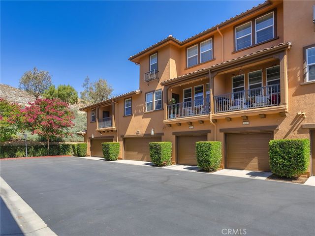 28457 Herrera Street, Valencia, CA 91354