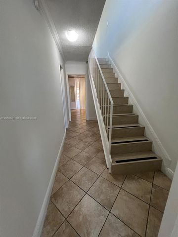 9210 Fontainebleau Blvd 506, Miami, FL 33172