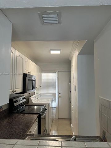 9210 Fontainebleau Blvd 506, Miami, FL 33172