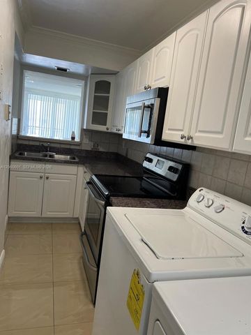 9210 Fontainebleau Blvd 506, Miami, FL 33172
