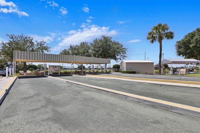 144 Canterbury F, West Palm Beach, FL 33417