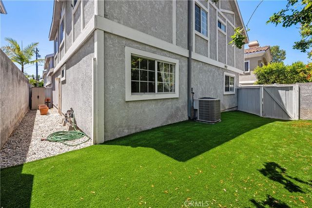 1805 Carnegie Lane 3, Redondo Beach, CA 90278