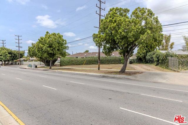 1848 S Ogden Drive, Los Angeles, CA 90019