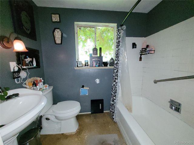 2110 Vance Street, Lakewood, CO 80214