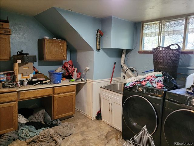 2110 Vance Street, Lakewood, CO 80214