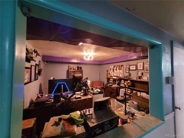 2110 Vance Street, Lakewood, CO 80214