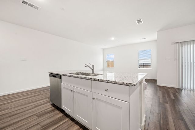 233 Berthe Court, Cedar Hill, TX 75104