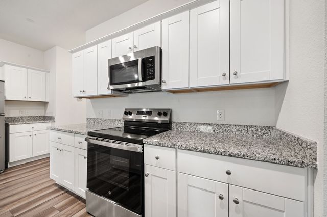 233 Berthe Court, Cedar Hill, TX 75104