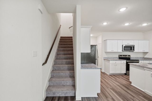 233 Berthe Court, Cedar Hill, TX 75104