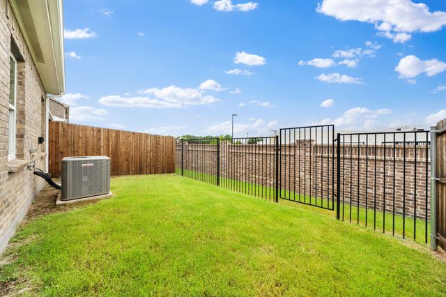 233 Berthe Court, Cedar Hill, TX 75104