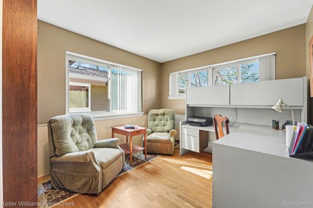 2911 Walmsley Circle Drive, Orion Charter Township, MI 48360