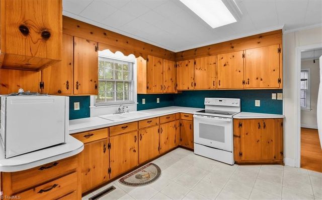 815 Coleman Drive, Whitsett, NC 27377