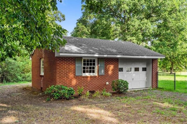 815 Coleman Drive, Whitsett, NC 27377
