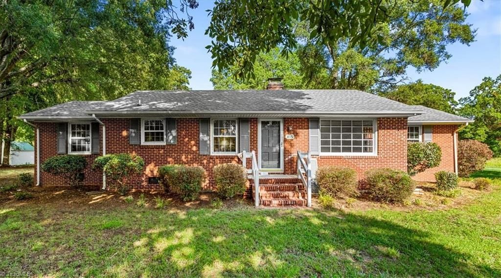 815 Coleman Drive, Whitsett, NC 27377